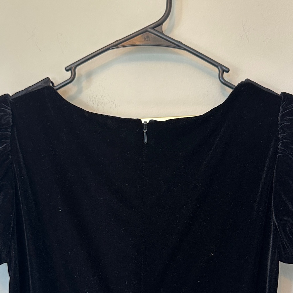 Vintage Long Black Velvet Dress Gown - Picture 7 of 9